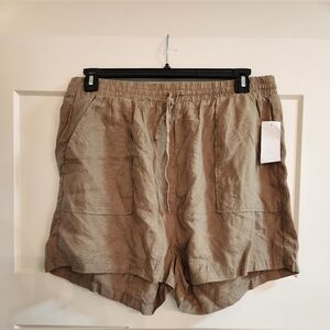 Oat New York waistband front tie shorts. Size X-Large.  Nwt